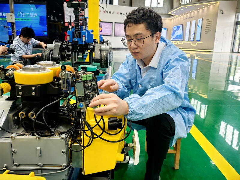 “培、用、效”——解鎖陜西建材科技的人才管理“秘籍”